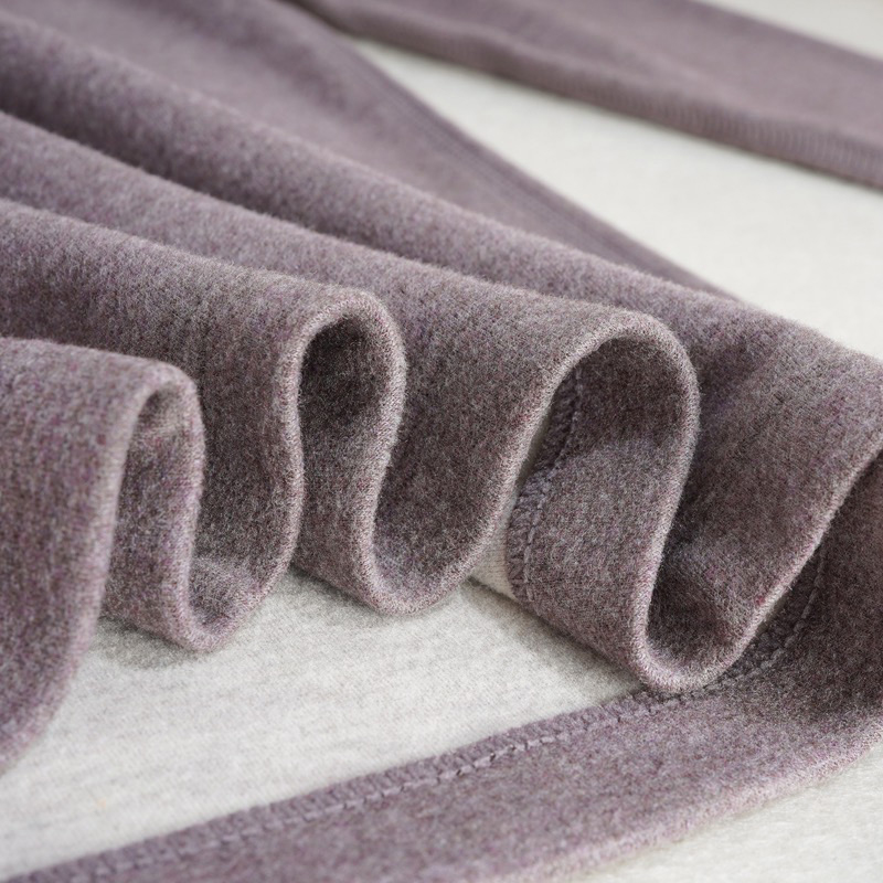 طقم ملابس داخلية حرارية متوسطة الرقبة للنساء